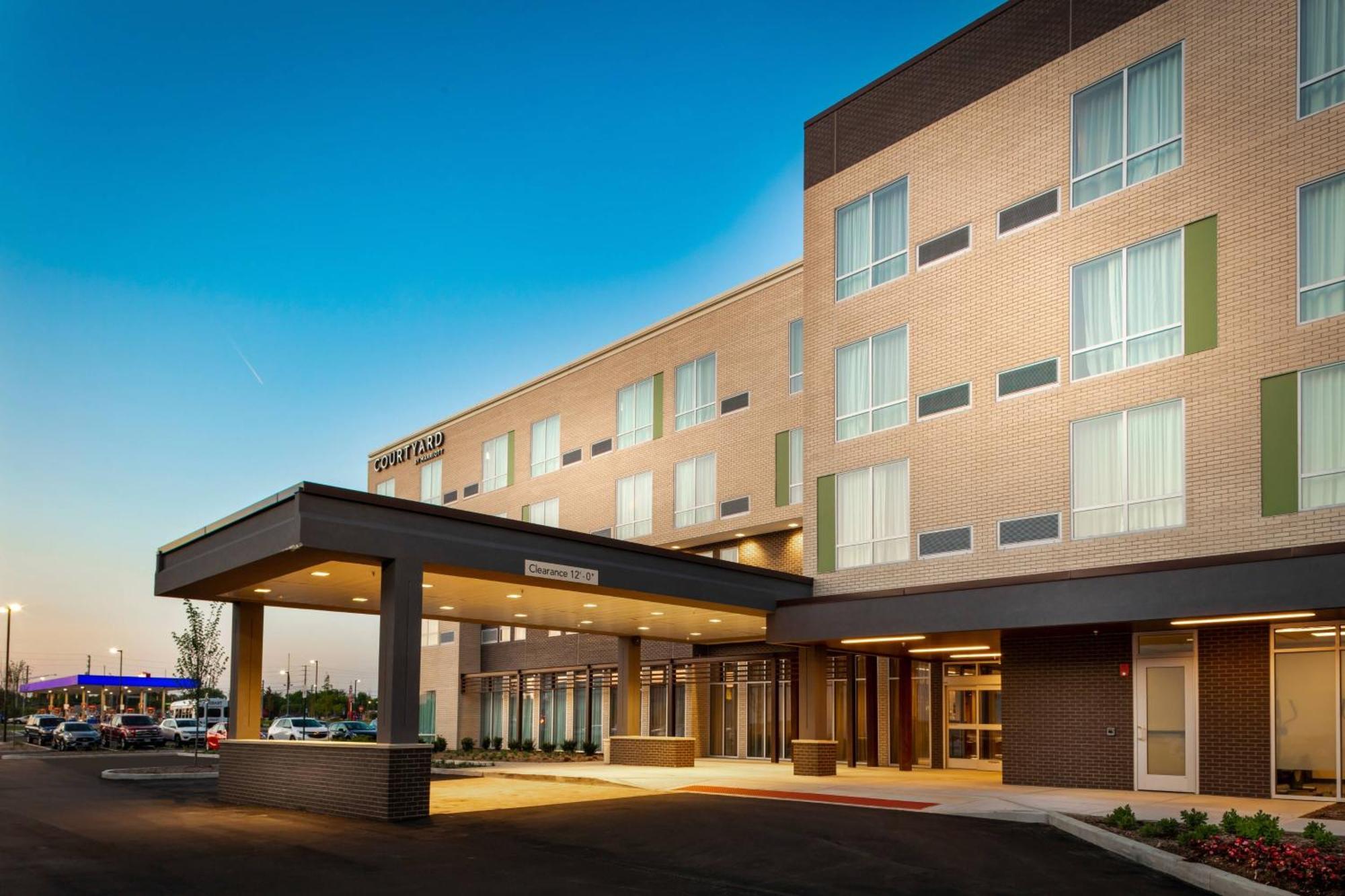 Hotel Courtyard By Marriott Indianapolis West-Speedway Extérieur photo