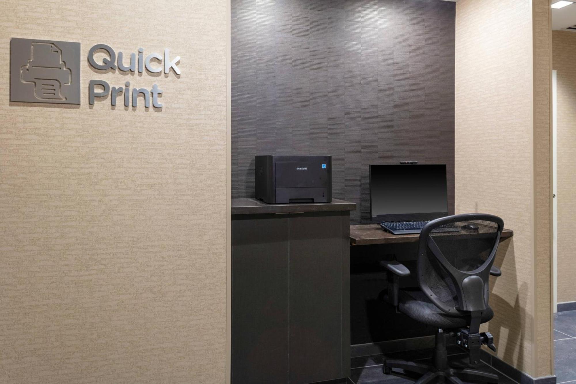 Hotel Courtyard By Marriott Indianapolis West-Speedway Extérieur photo